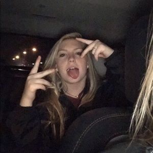 Meet your Posher, Grace